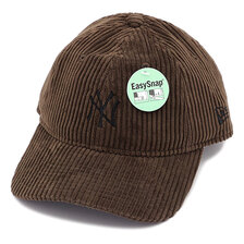 NEW ERA 9TWENTY イージースナップ コーデュロイ ニューヨーク・ヤンキース ミッドロゴ ダークブラウン 12854074画像
