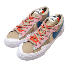 NIKE &times; sacai &times; KAWS BLAZER LOW REED/BRIGHT SPRUCE-WHITE DM7901-200画像