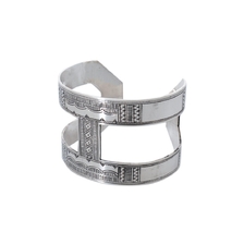 Adawat'n Tuareg Botam Toussaght T192B019SV画像