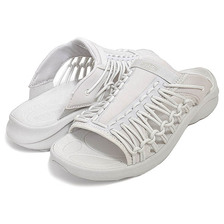 KEEN UNEEK SNK SLIDE SILVER BIRCH/SILVER BIRCH 1024889画像