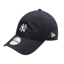 NEW ERA New York Yankees 9THIRTY Typewriter 13059319画像