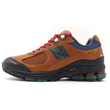 new balance M2002RWM BROWN画像