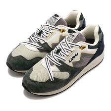 KARHU Synchron Classic GUN METAL/BRIGHT WHITE KH802670画像