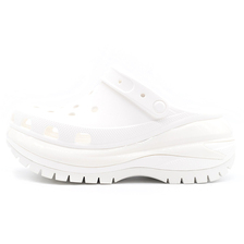 crocs CLASSIC MEGA CRUSH CLOG WHITE 207988-100画像