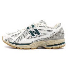 new balance M1906RQ SILVER/GREEN画像