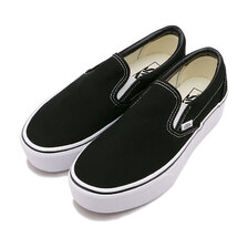 VANS CLASSIC SLIP-ON STACKFORM CANVAS BLACK/TRUE WHITE VN0A7Q5RBMX画像