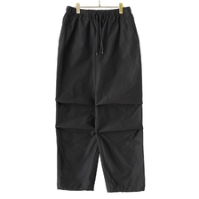 marka KNEE TUCK PANTS - organic cotton &times; bratac silk taffeta - M23A-03PT01C画像
