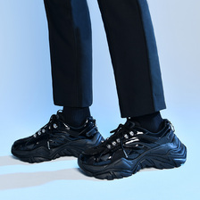 FILA INTERATION LIGHT &times; ADRER Black / Black / Black UFW22064-001画像