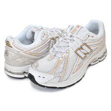 new balance M1906RJR WHITE GOLD画像