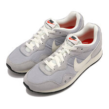 NIKE VENTURE RUNNER WOLF GREY/SAIL-BLACK CK2948-008画像