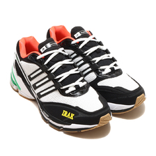 adidas SUPERNOVA CUSHION 7 IRAK CORE BLACK/FOOTWEAR WHITE/VIVID GREEN GZ9787画像