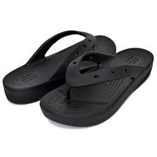 crocs CLASSIC PLATFORM FLIP W BLACK 207714-001画像