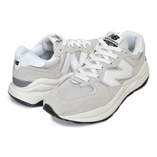 new balance M5740VPD BEIGE画像
