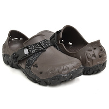 crocs ALL-TERRAIN ATLAS ESPRESSO / BLACK 208173-23K画像