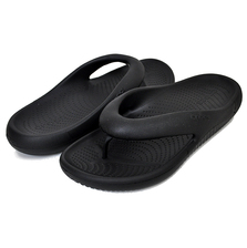 crocs MELLOW RECOVERY FLIP BLACK 208437-001画像