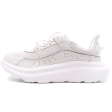 UGG M CA805 V2 NUBUCK WHITE 1127111-WHT画像