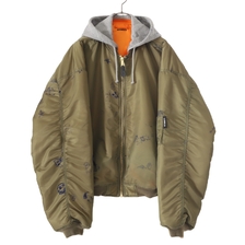 VETEMENTS SCRIBBLED HOODED BOMBER JACKET UE54JA240Z画像