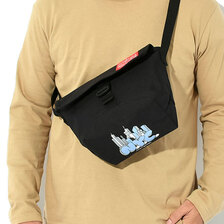 Manhattan Portage Jeremyville NYC Print Casual Extra Small Messenger Bag Black/Red MP1603FZPJVNYC画像