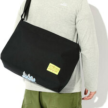 Manhattan Portage Jeremyville NYC Print Clearview Shoulder Bag Black/Yellow MP1482LVLJVNYC画像