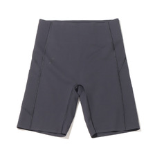 On Movement Tights Short Black 1WD10240553画像