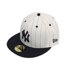 NEW ERA 59FIFTY Pinstripe ピンストライプ ニューヨーク・ヤンキース クロームホワイト ネイビーバイザー 13751130画像