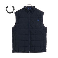FRED PERRY GRID DETAIL INSULATED GILET J6518画像