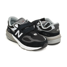 new balance PV990BK6 GREY / SILVER画像