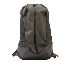 ARC'TERYX Arro 22 Backpack CLOUD X000004618画像