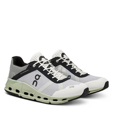 On Cloudnova Z5 Rush 1 Black | White 3MD30300299画像