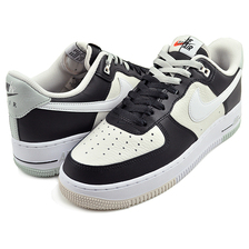 NIKE AIR FORCE 1 07 LV8 black/light silver-phantom FD2592-002画像