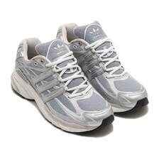 adidas ADISTAR CUSHION FTWWHT/SILVMT/FTWWHT ID5748画像