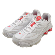 Supreme &times; NIKE SHOX RIDE 2 WHITE/GREY FOG FLT PLATINUM DN1615-100画像