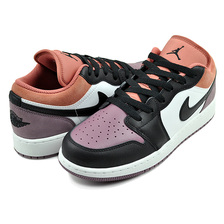 NIKE AIR JORDAN 1 LOW SE (GS) white/black-sky j orange FB9908-102画像
