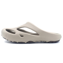 KEEN SHANTI PLAZA TAUPE/CANTEEN 1028605画像