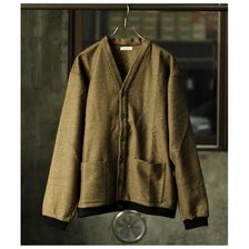 INTERIM LIMITED HYPER BIG CASHMERE DONEGAL TIROL V CARDIGAN IT23A060画像
