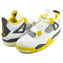 NIKE WMNS AIR JORDAN 4 RETRO white/coconut milk AQ9129-101画像