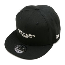 NEW ERA 9FIFTY Metal Flag Logo ブラック &times; メタリックシルバー 14307455画像