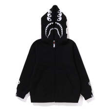 A BATHING APE &times; BOUNTY HUNTER MAD SHARK FULL ZIP HOODIE画像