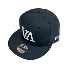 V.A. &times; NEW ERA 9FIFTY SNAPBACK CAP NAVY画像