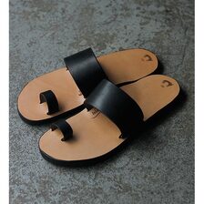 JUTTA NEUMANN Caicos Sandal Black Latigo with Light sole画像