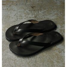 JUTTA NEUMANN KEY Sandal Black Latigo with darksole画像