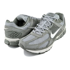 NIKE ZOOM VOMERO 5 stucco/light smoke grey-phantom HF1553-002画像