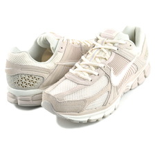 NIKE ZOOM VOMERO 5 lt orewood brn/lt orewood brn HF1553-100画像