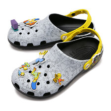 crocs The Simpsons Classic Clog 211106-90H画像