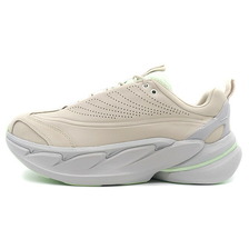 HOKA ELEVON X OATMEAL/LUNA MOTH 1147550-OMLL画像