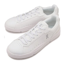 On THE ROGER Advantage White/White 3MF30641200画像