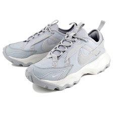 NIKE WMNS TC 7900 wolf grey/mtlc platinum DD9682-005画像