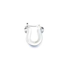 CRIMIE LETTER RIBBON HORSE SHOE SILVER PIERCE CR1-02C1-JW33画像