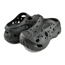 crocs CAGED CLOG BLACK 211141-001画像