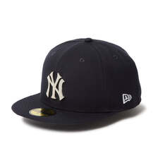 NEW ERA 59FIFTY Rhinestone Badge ラインストーンバッジ ニューヨーク・ヤンキース ネイビー 14668127画像